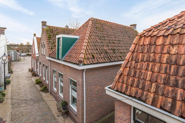 Photo 2 of Midstrjitte 64