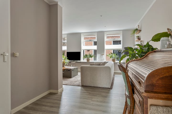 Photo 6 of Midstrjitte 64