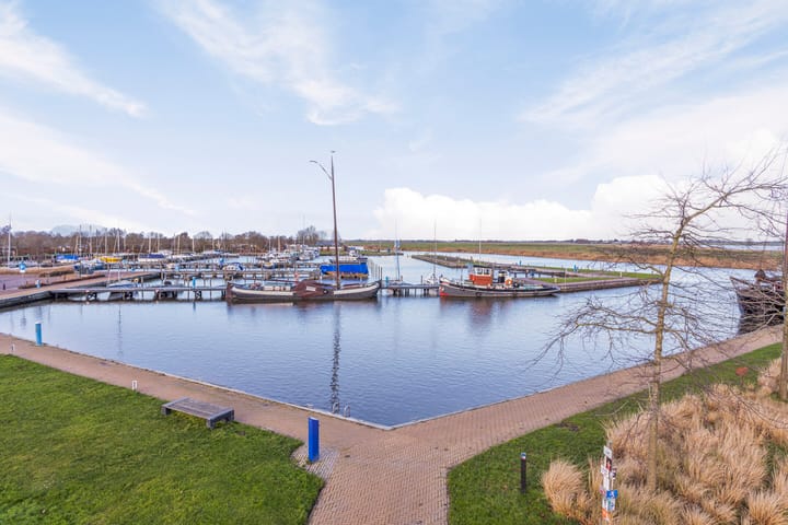 Photo 32 of Midstrjitte 64