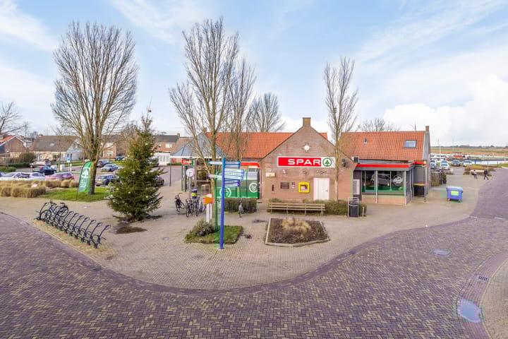 Photo 33 of Midstrjitte 64