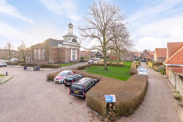 Photo 34 of Midstrjitte 64