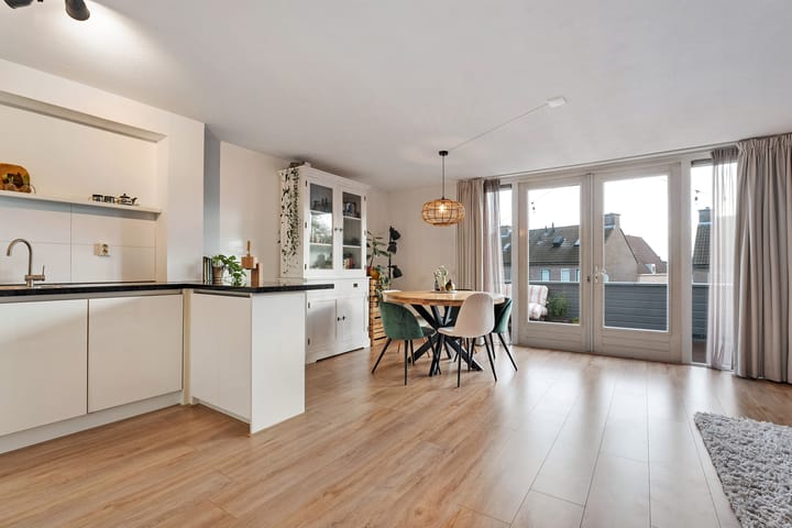 Foto 5 van Van Karnebeekstraat 97-A