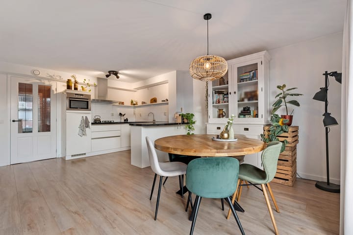 Foto 10 van Van Karnebeekstraat 97-A