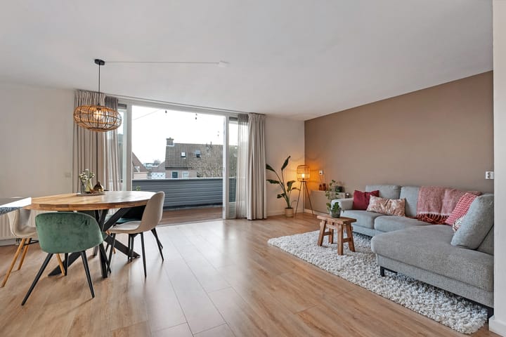 Foto 12 van Van Karnebeekstraat 97-A