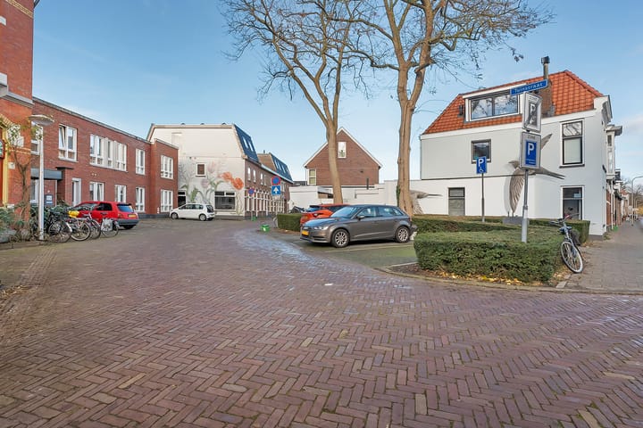 Foto 41 van Van Karnebeekstraat 97-A