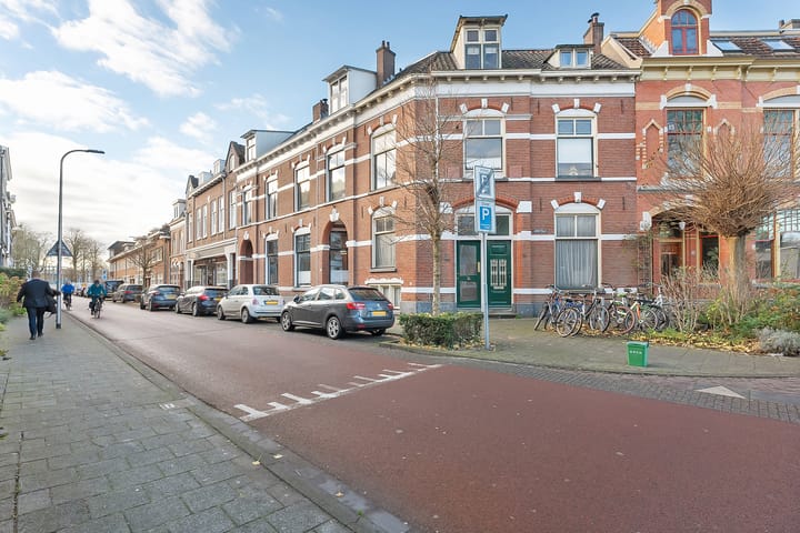 Foto 42 van Van Karnebeekstraat 97-A