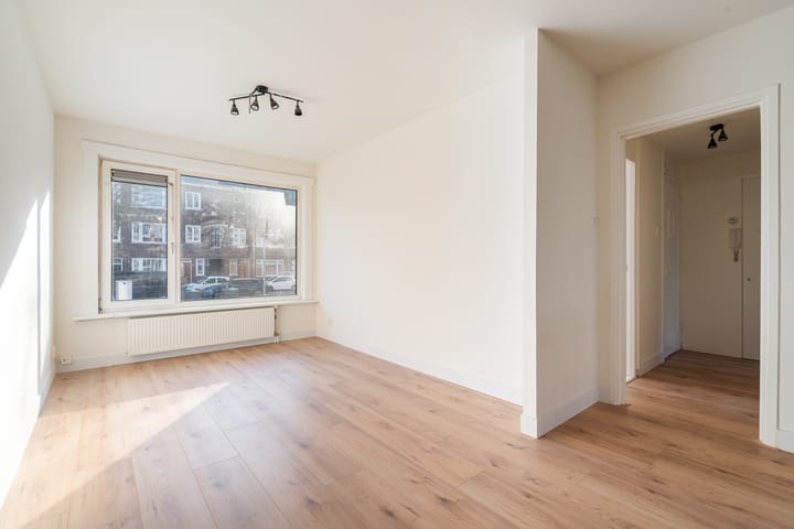 Photo 2 of Goereesestraat 31-A