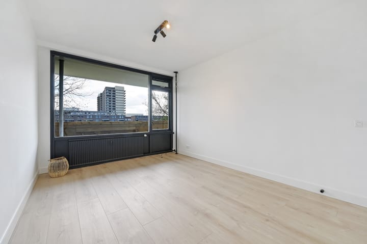 Foto 25 van Sirtemastraat 240