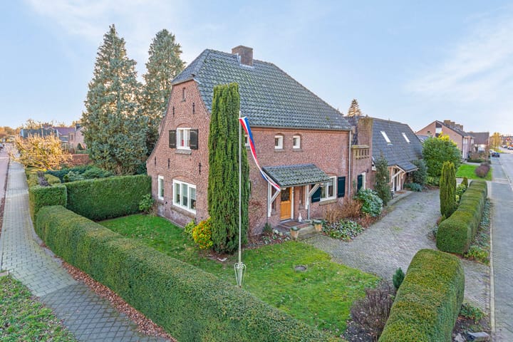 Nassaustraat 1