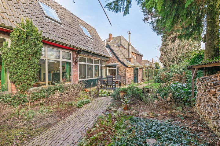 Foto 74 van Nassaustraat 1