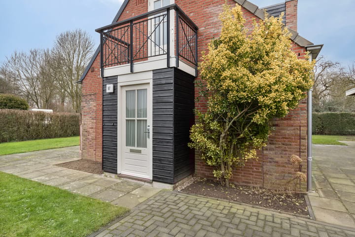 Foto 30 van Bronsbergen 25-R97