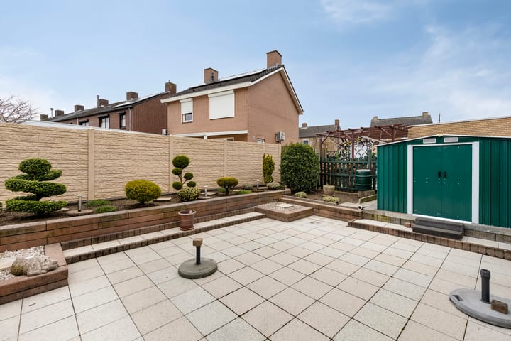 Photo 19 of Maaseikerweg 16