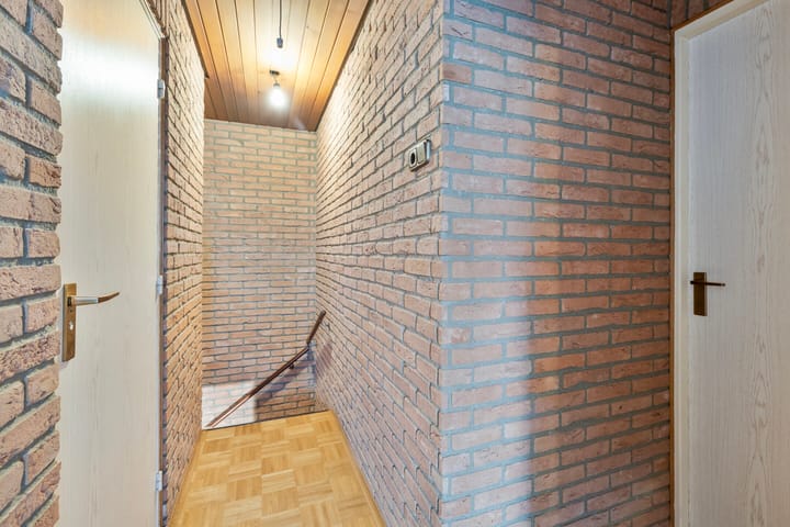 Photo 23 of Maaseikerweg 16