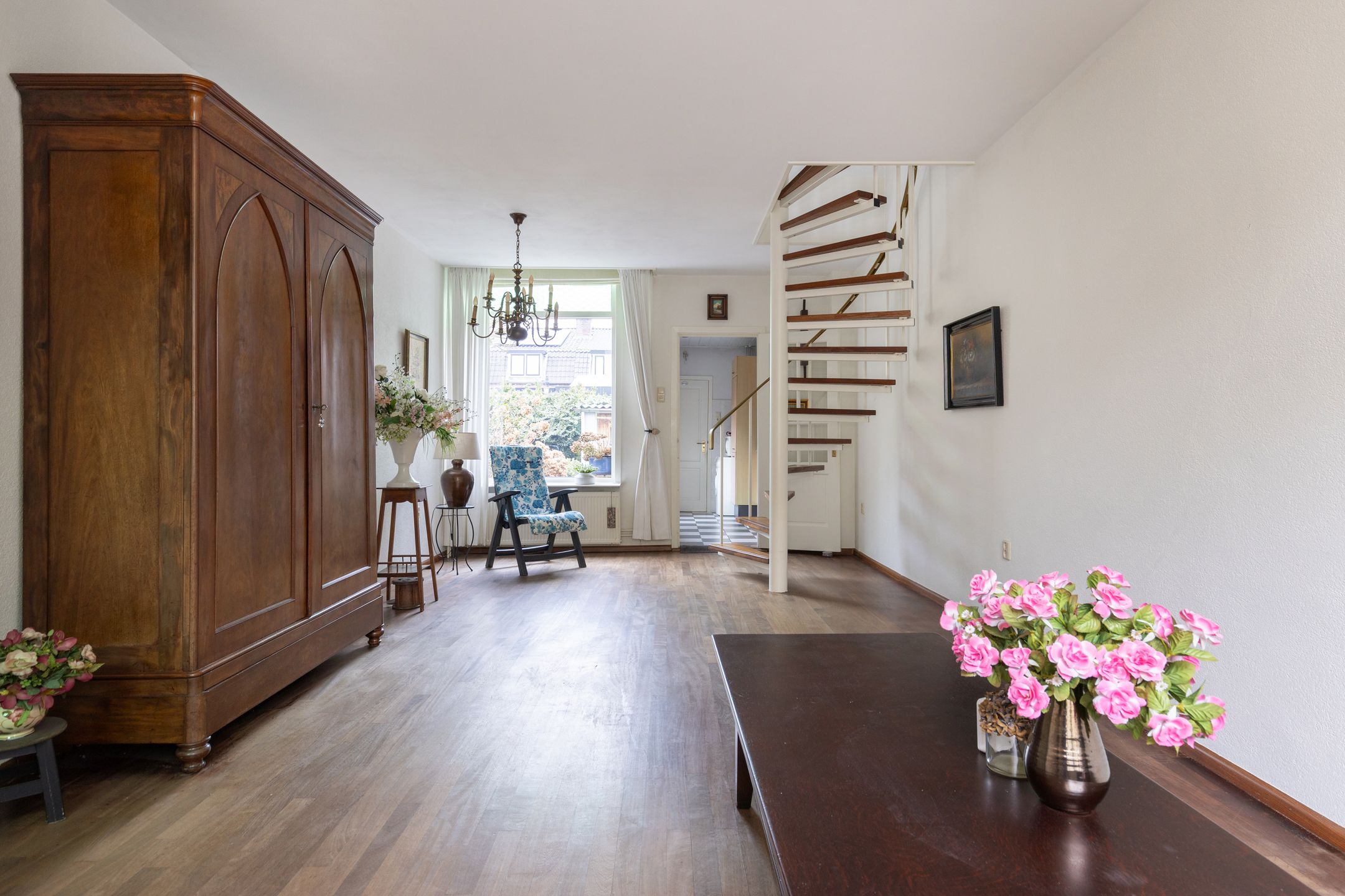 Foto 9 van Dahliastraat 47