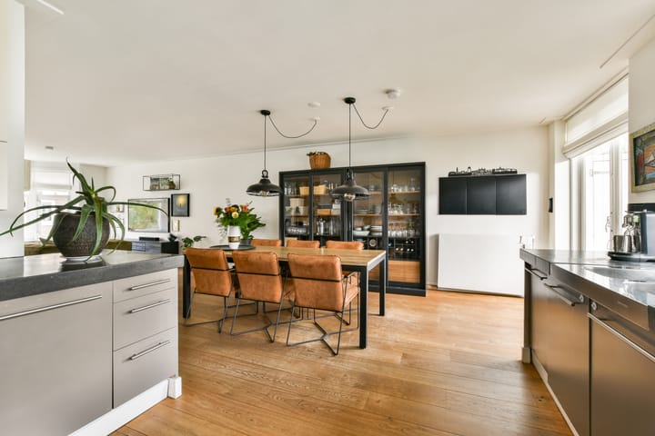 Foto 10 van Woestduinstraat 51-2