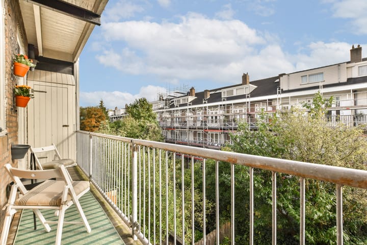 Foto 12 van Woestduinstraat 51-2