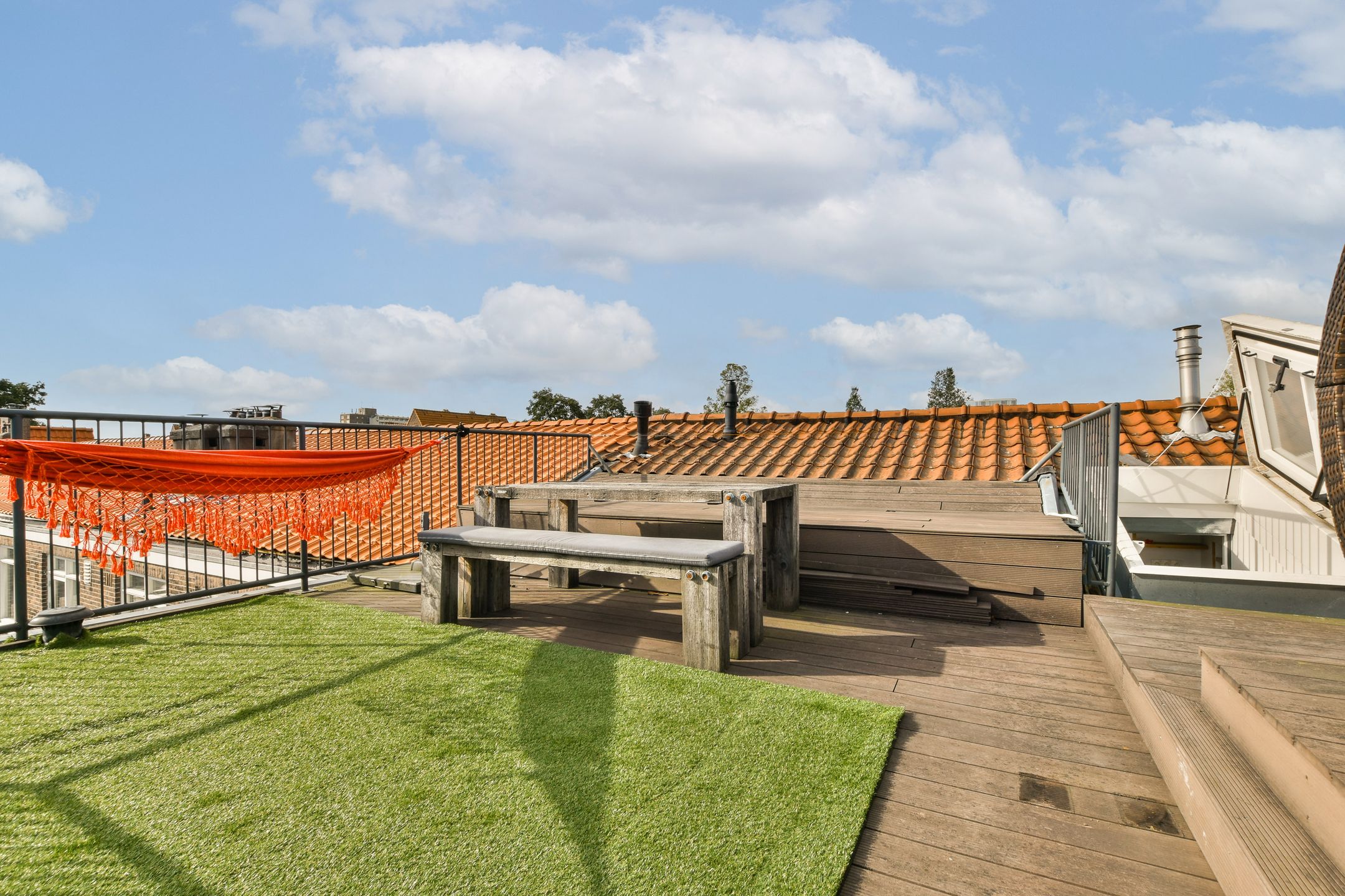 Foto 27 van Woestduinstraat 51-2