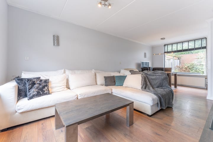 Foto 8 van Mosselstraat 10