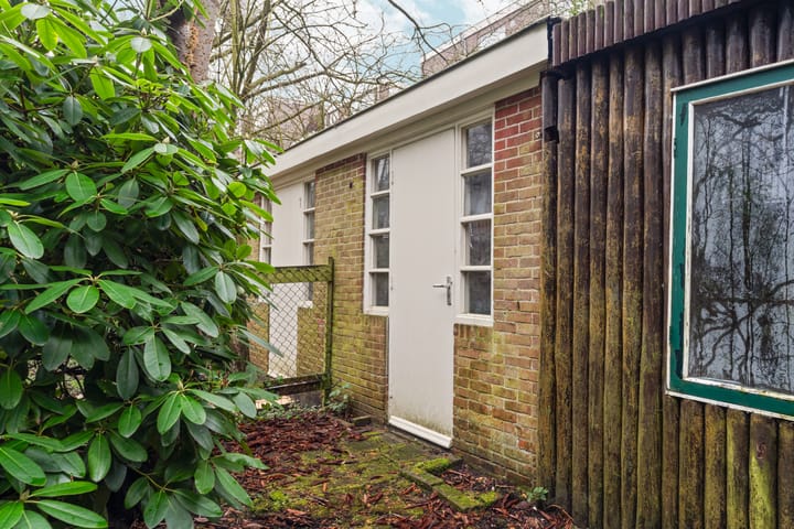 Photo 35 of Paramariboplein 55