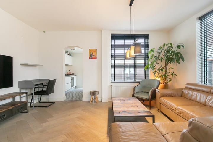 Foto 6 van Waalstraat 7