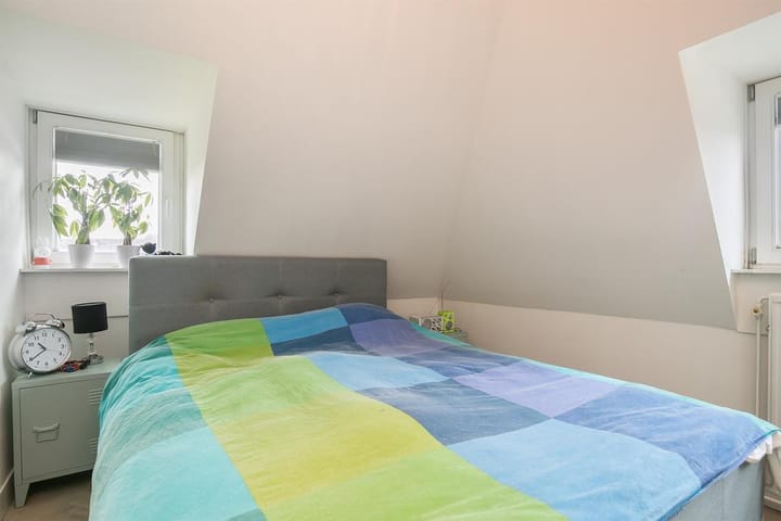 Foto 44 van Waalstraat 7