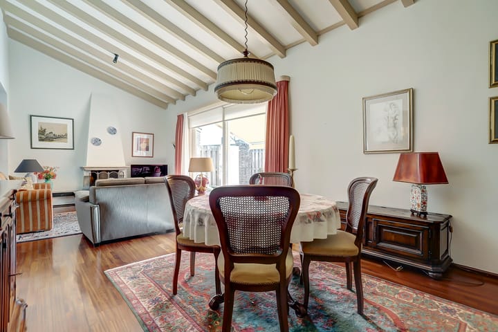 Foto 11 van Den Dries 24