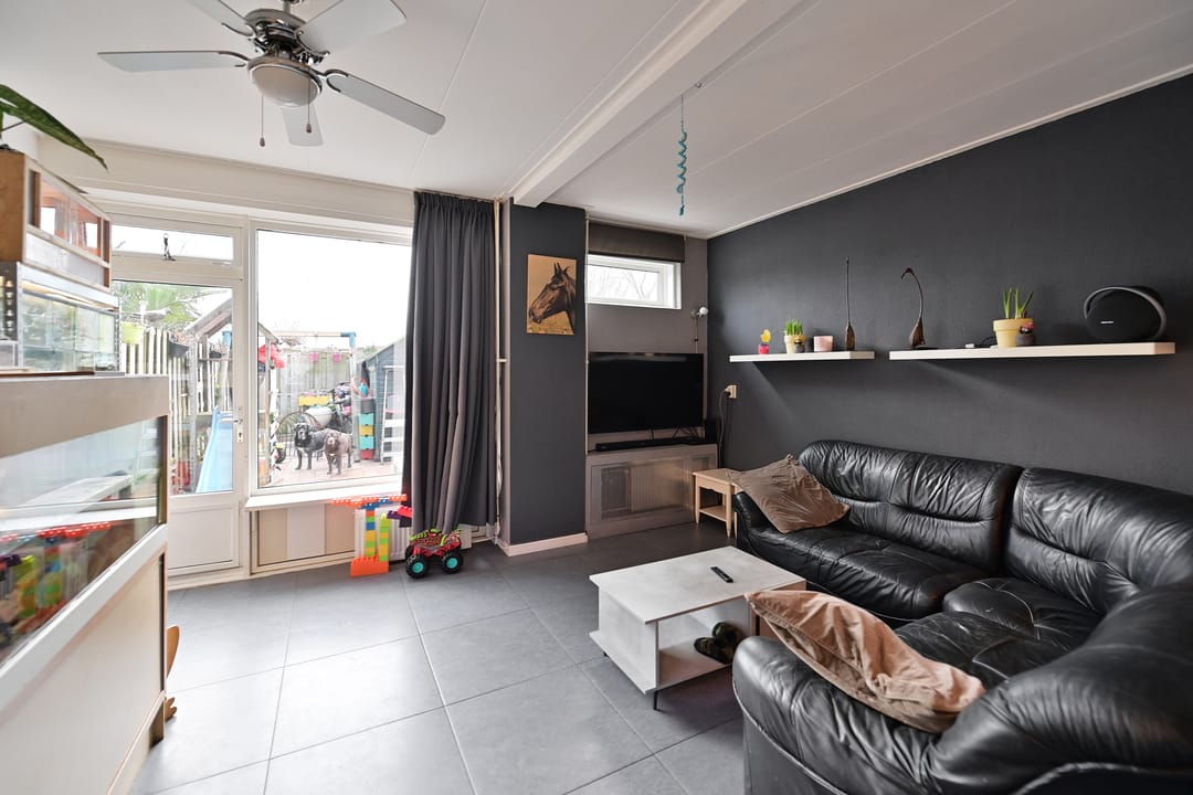 Foto 7 van Weegschaalhof 17