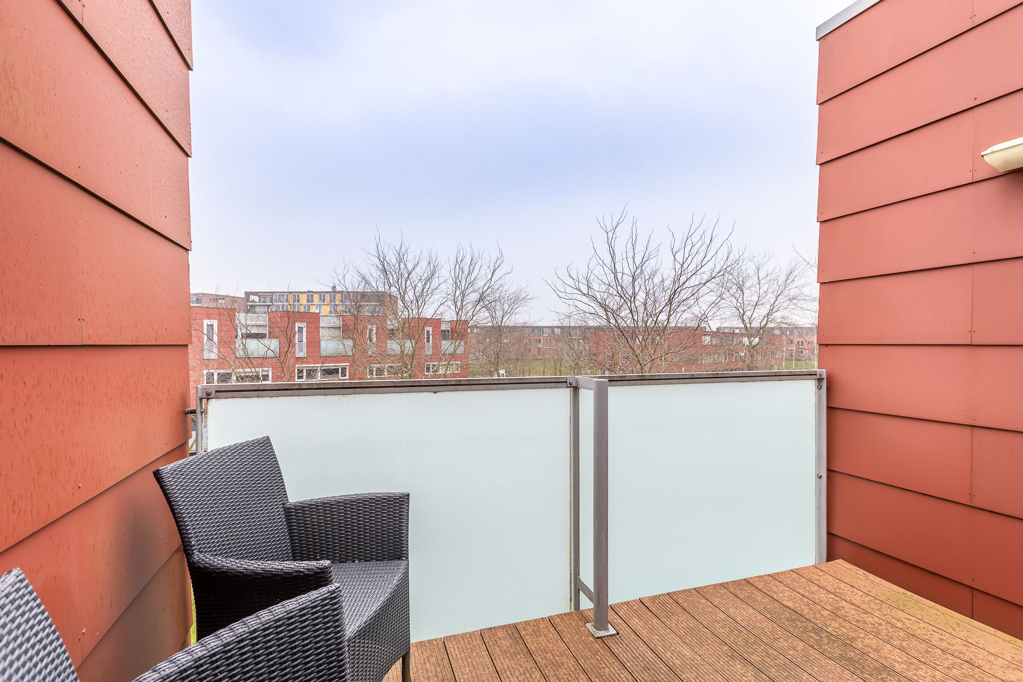 Photo 27 of Karper 47