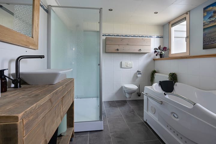 Photo 17 of Voorsterweg 18