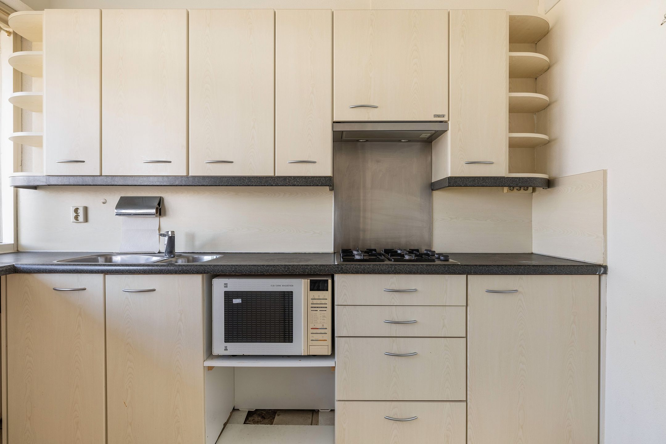 Foto 12 van Beneluxlaan 134