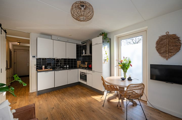 Foto 16 van Berlagestraat 2