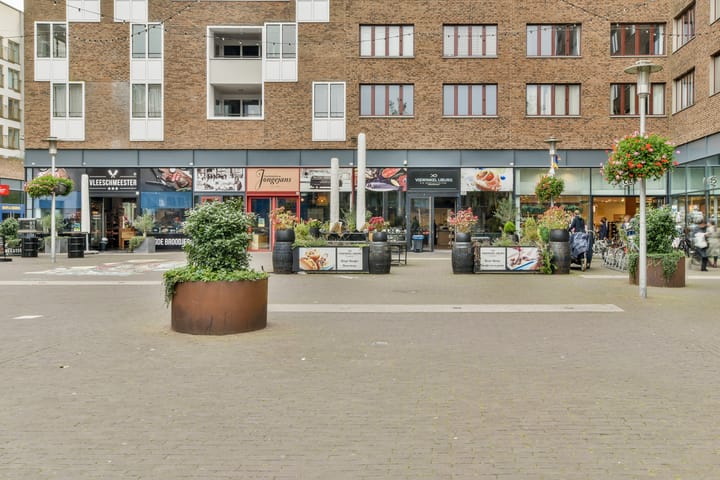 Foto 17 van Joris Ivensplein 114-C