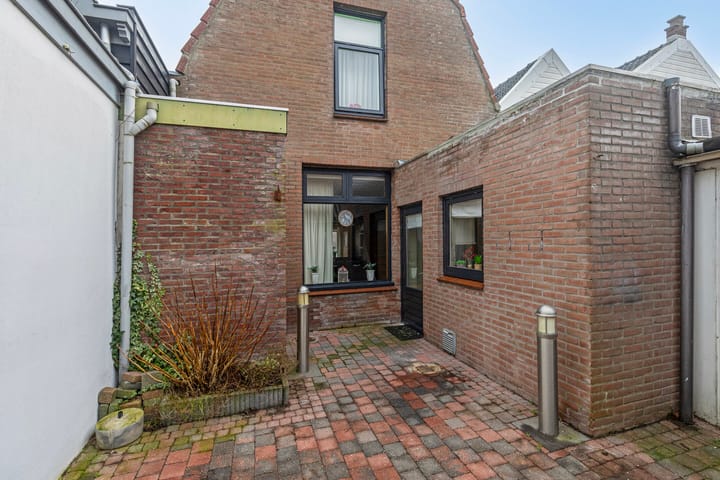 Foto 32 van Weststraat 15