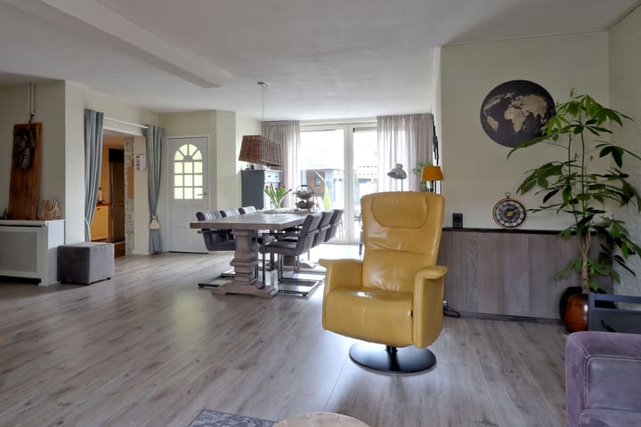 Foto 11 van Korte Voor 12