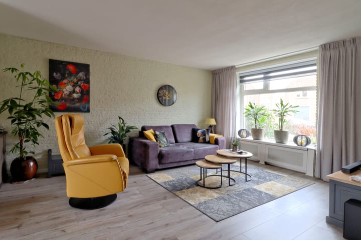 Foto 12 van Korte Voor 12