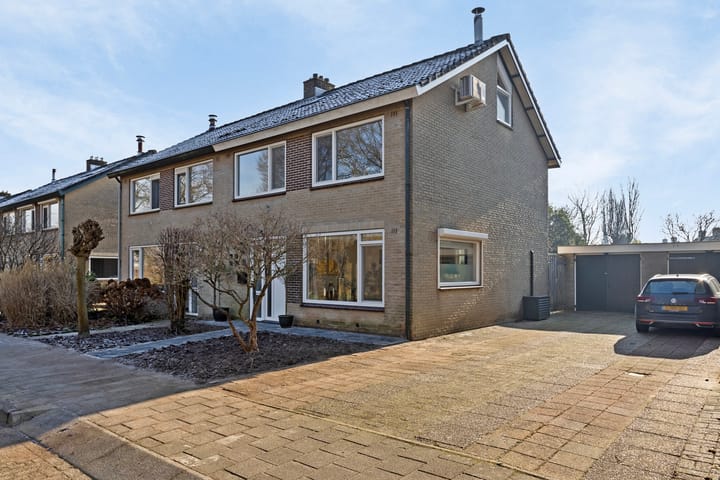 Foto 46 van Prins Bernhardlaan 24