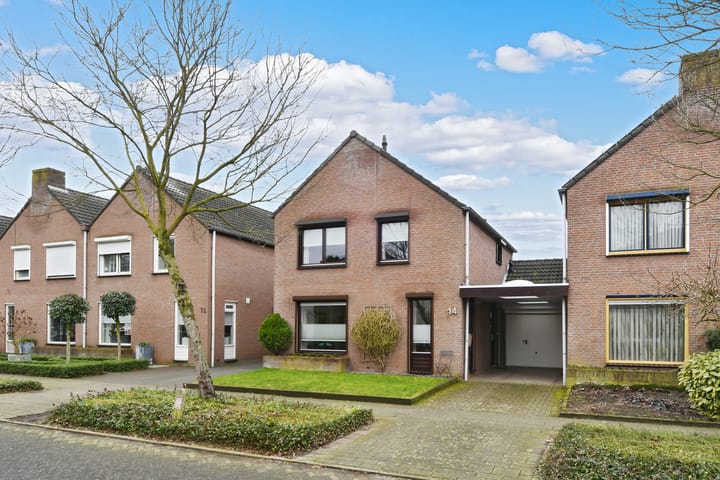 Foto 1 van Zuster Meritastraat 14