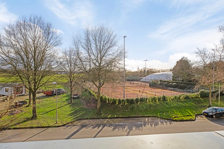 Foto 26 van van Heeckerenweg 69