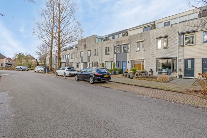 Foto 32 van van Heeckerenweg 69