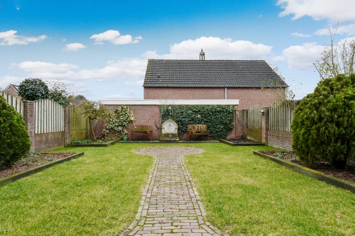 Foto 25 van Zuster Meritastraat 14