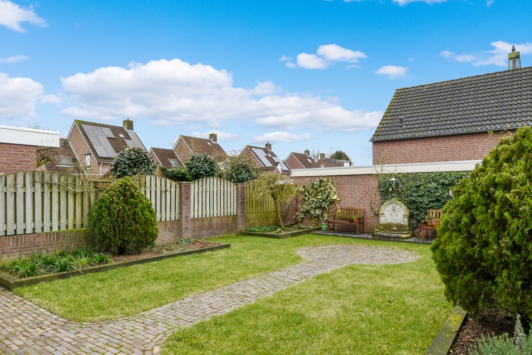 Foto 26 van Zuster Meritastraat 14