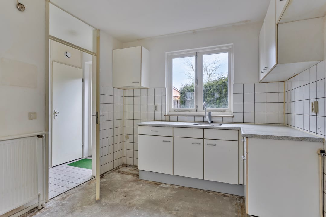 Photo 16 of Deken van Roestellaan 18