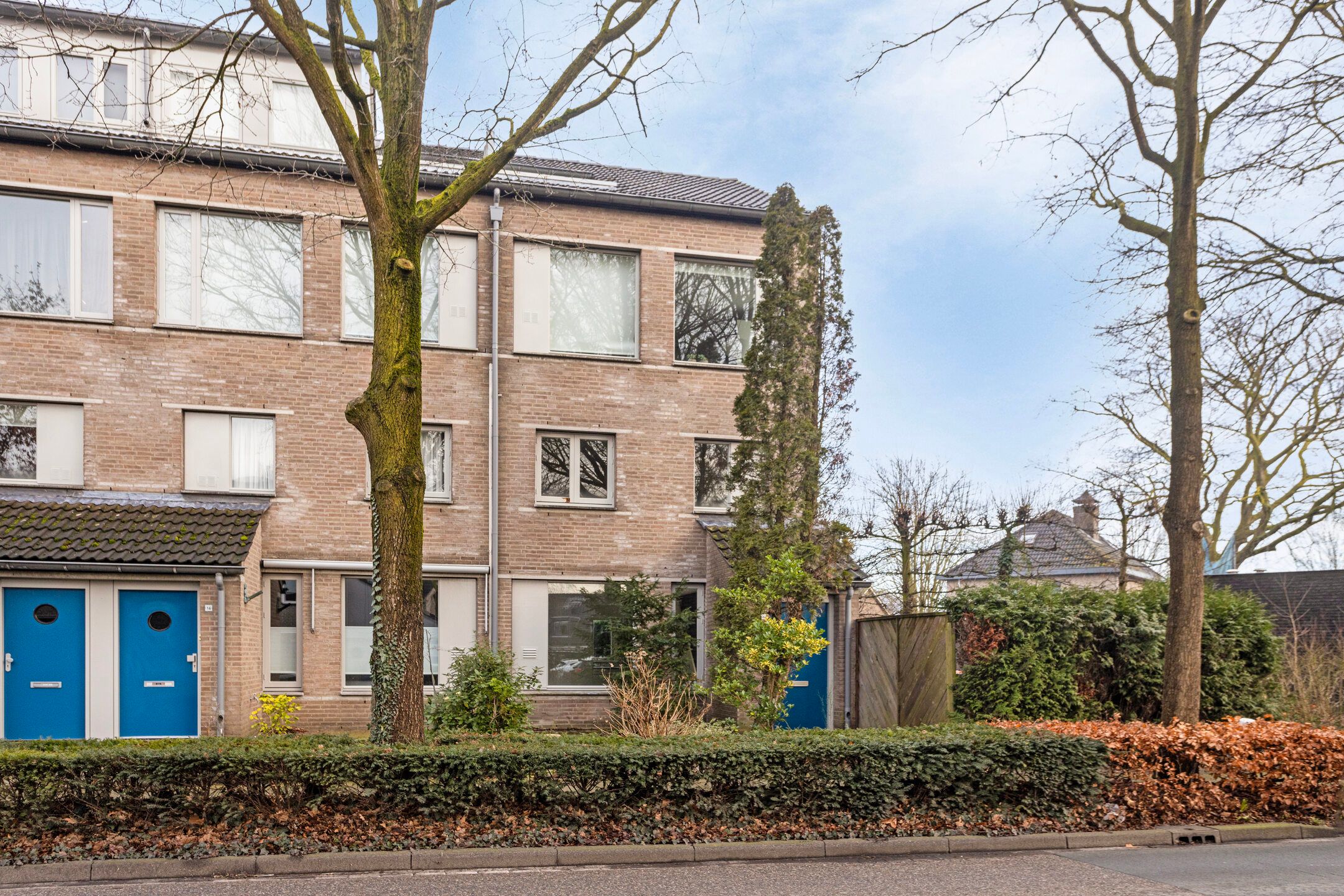 Photo 9 of Deken van Roestellaan 18