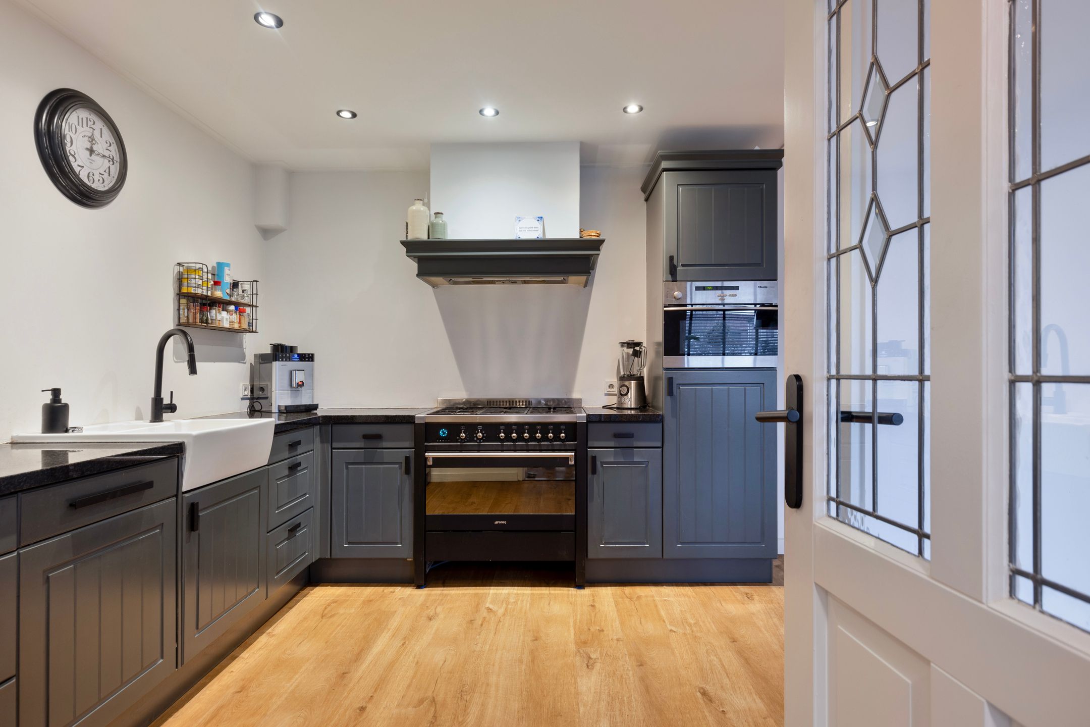 Foto 9 van Ferdinandstraat 43