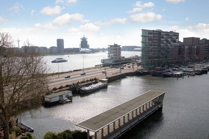 Barentszplein 7, Amsterdam