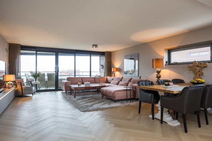 Foto 1 van Boulevard 1945 365-111