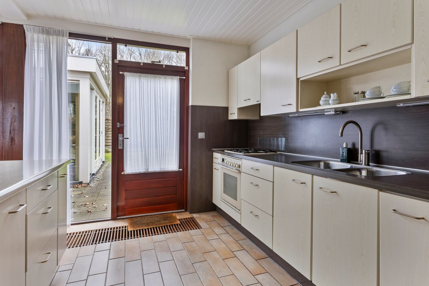 Photo 5 of Hellebaardstraat 2