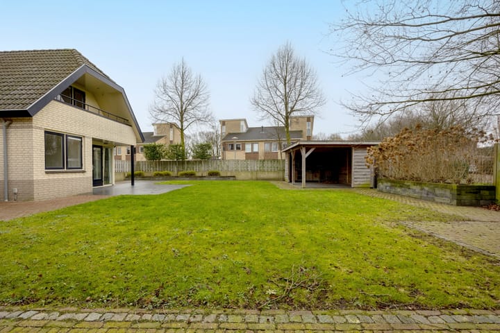 Foto 37 van Valerianuslaan 1