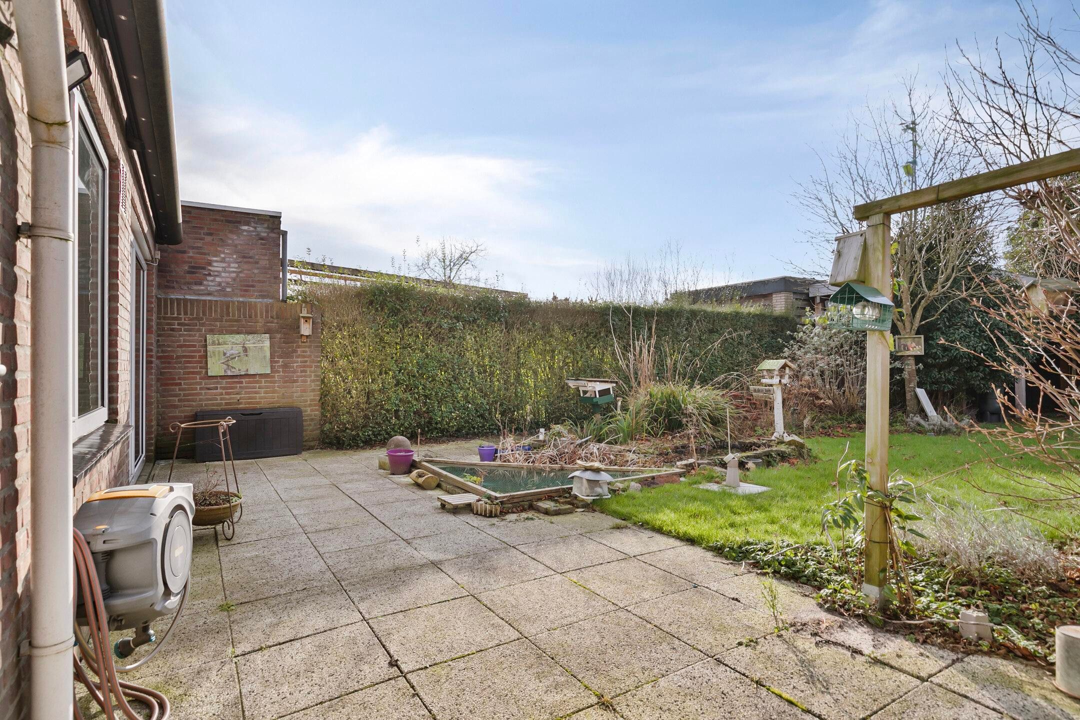 Foto 33 van Julianalaan 25