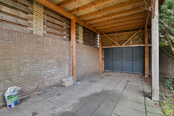 Foto 36 van Julianalaan 25